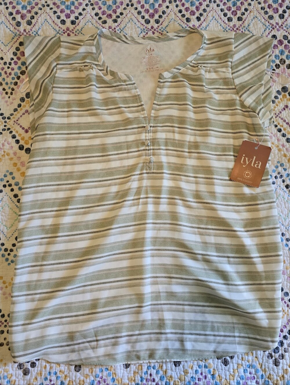 Iyla Womens Lightweight Blouse